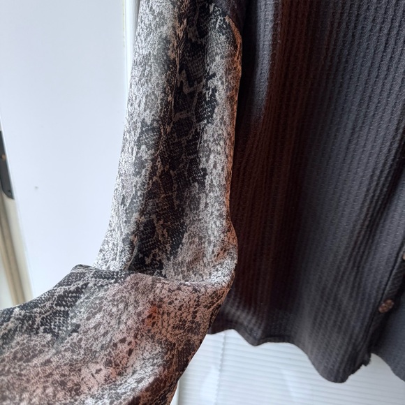 Truself Women’s Waffle Knit Button Down Top with Snakeskin Sleeves - Picture 3 of 8